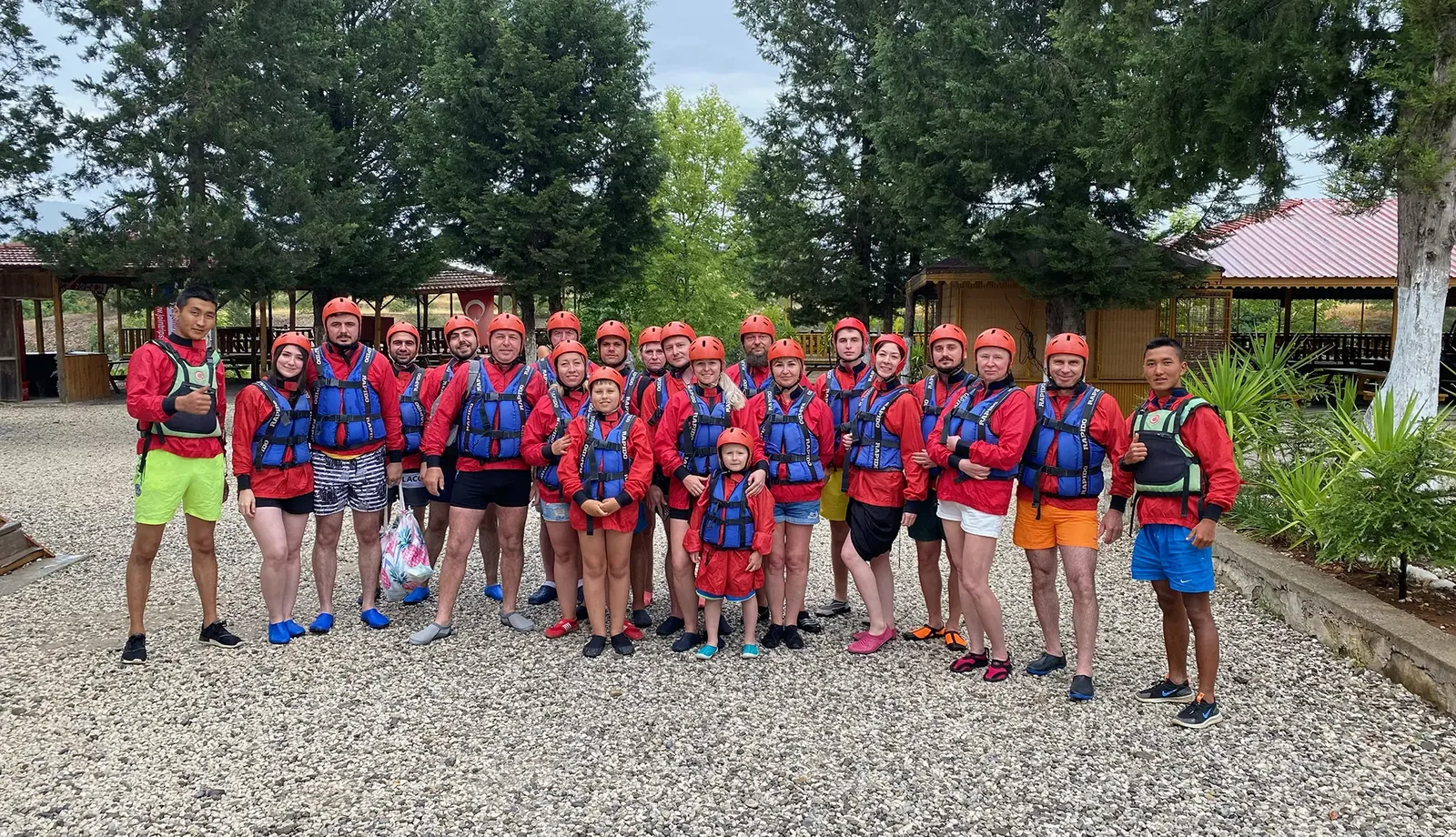 Canyoning, Rafting & Zipline — ein Tag im Wasser — 11