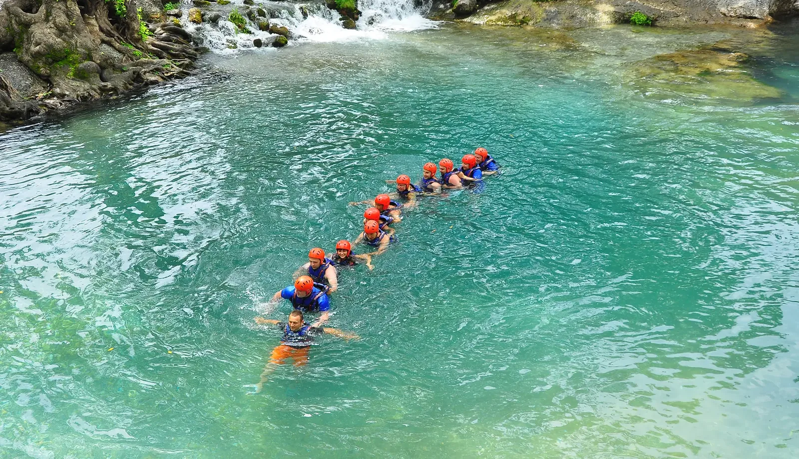 Canyoning, Rafting & Zipline — ein Tag im Wasser — 12